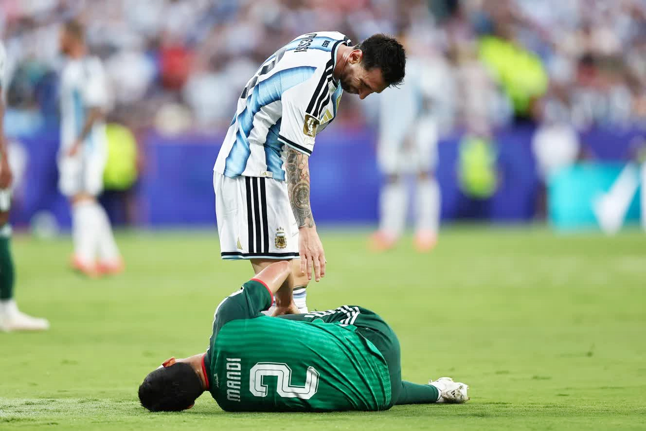 Tin thể thao (18-6): Messi trở thành tâm điểm tranh cãi

